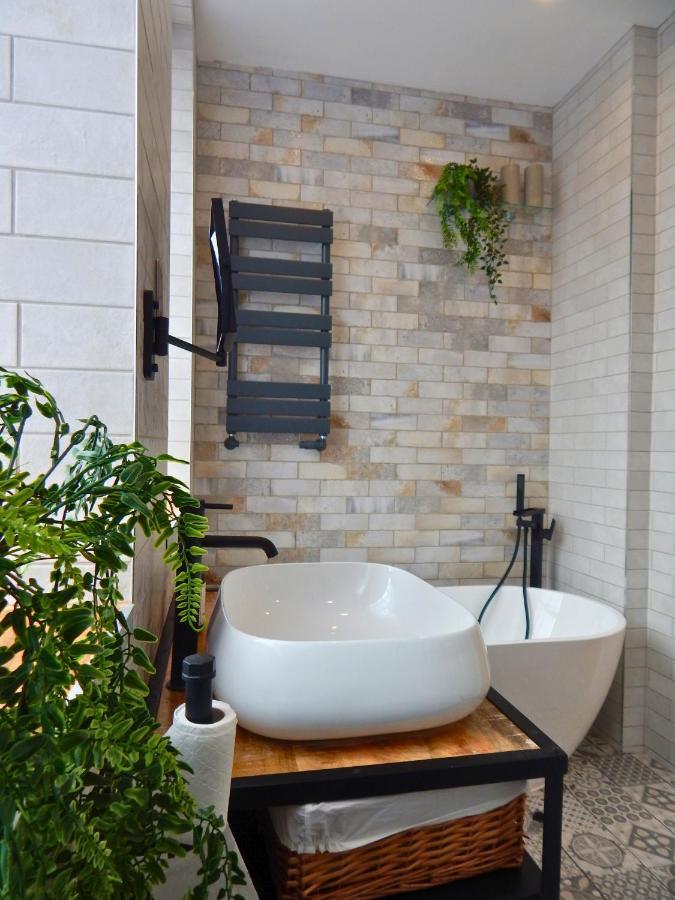 Вілла Vip 3Br Grade2 Luxurious Industrial House With Wood Fire, Electric Blinds And Big Cast Iron Windows In The Heart Of The Jq Бірмінгем Екстер'єр фото